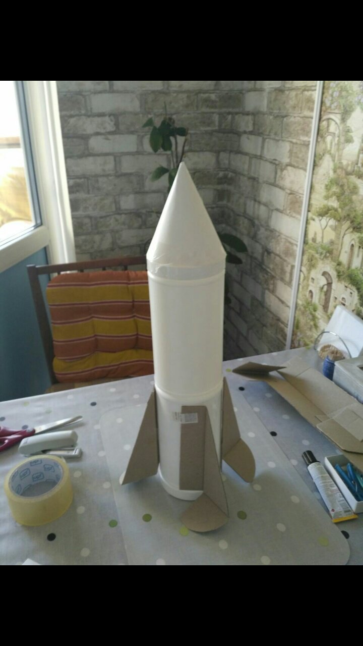 Початкова модель ракети